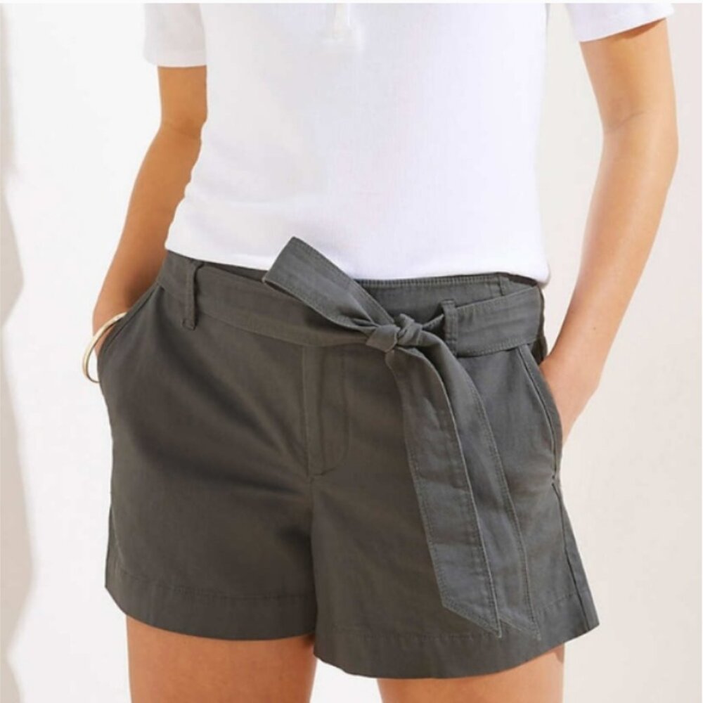 NWT LOFT Twill tie waist shorts linen blend 0‎